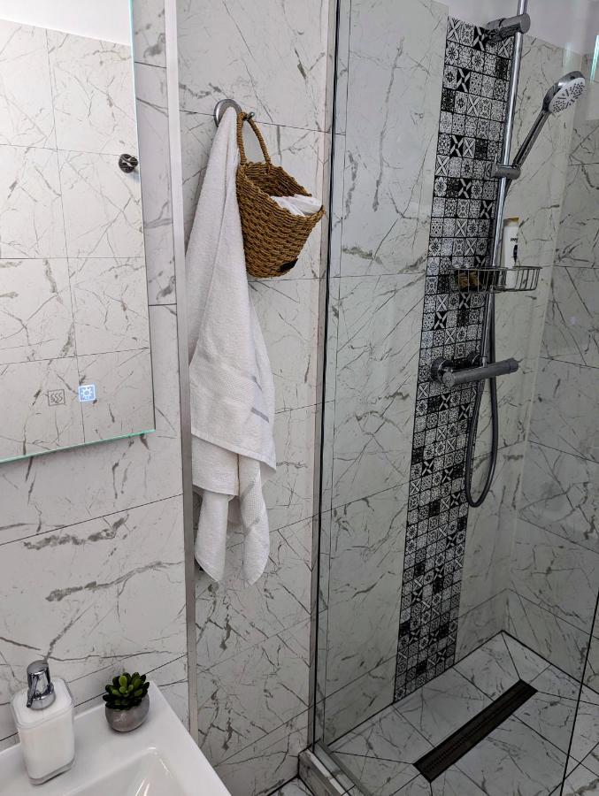 Sebastian Studio Apartment Bucureşti Eksteriør bilde